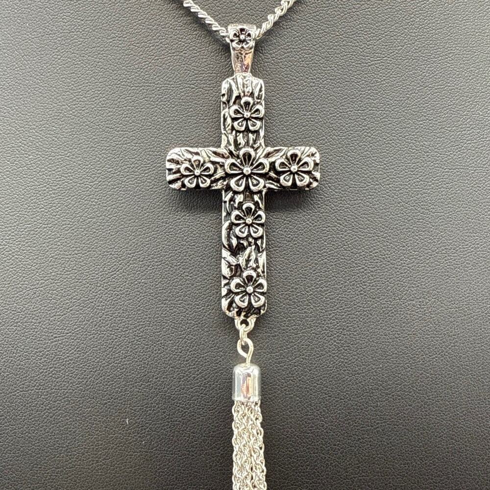 Cross Necklace 28” Flowers Embossed Texture‎ Pendant C1946 Silver Tone Tassel